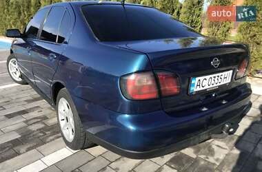 Седан Nissan Primera 2000 в Луцьку