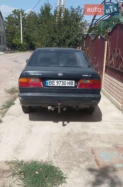 Седан Nissan Primera 1993 в Миколаєві