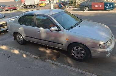 Седан Nissan Primera 1998 в Березівці