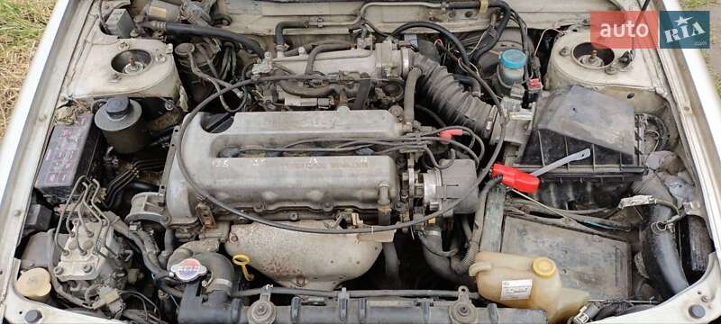 Седан Nissan Primera 1994 в Львові