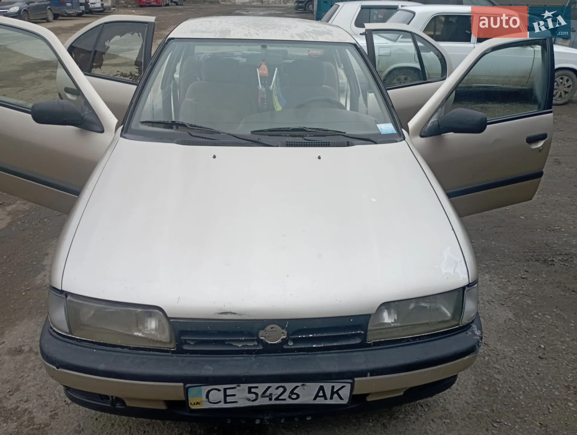 Nissan Primera 1991р