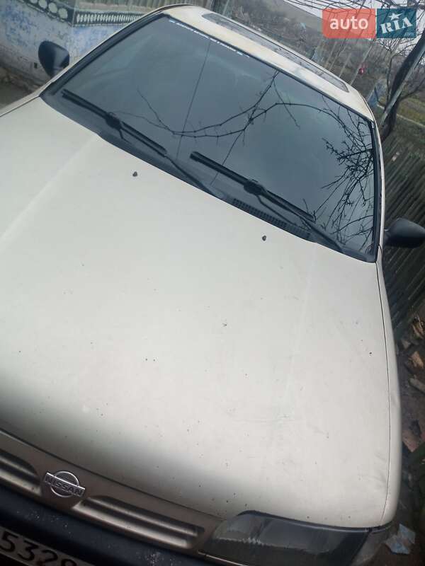 Седан Nissan Primera 1992 в Арцизові