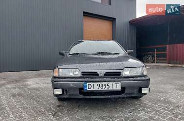 Хэтчбек Nissan Primera 1993 в Калуше