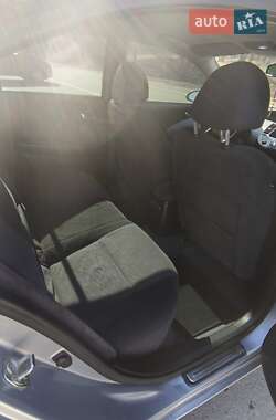 Седан Nissan Primera 2003 в 