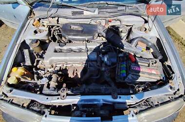 Седан Nissan Primera 1991 в 