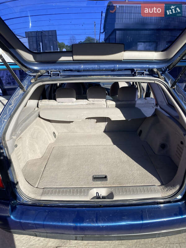 Универсал Nissan Primera 2000 в Бродах