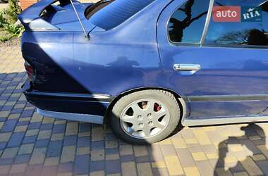Седан Nissan Primera 1993 в 