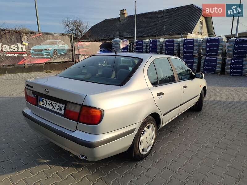 Седан Nissan Primera 1999 в Теребовле