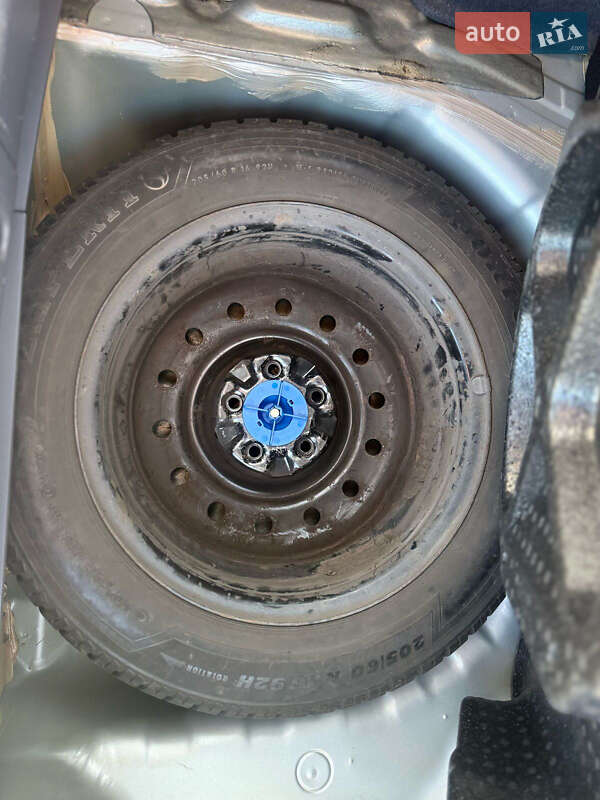 Лифтбек Nissan Primera 2002 в Житомире