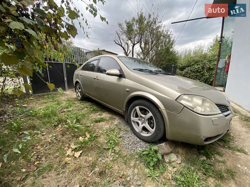 Седан Nissan Primera 2004 в Ужгороде