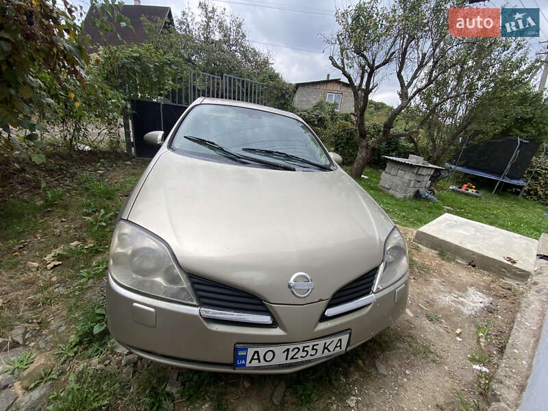 Седан Nissan Primera 2004 в Ужгороде