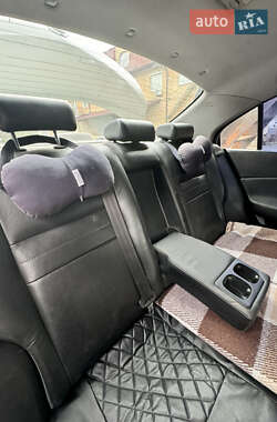 Седан Nissan Primera 2004 в 