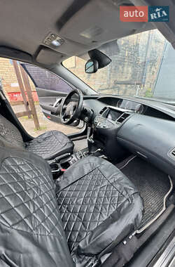 Седан Nissan Primera 2004 в 