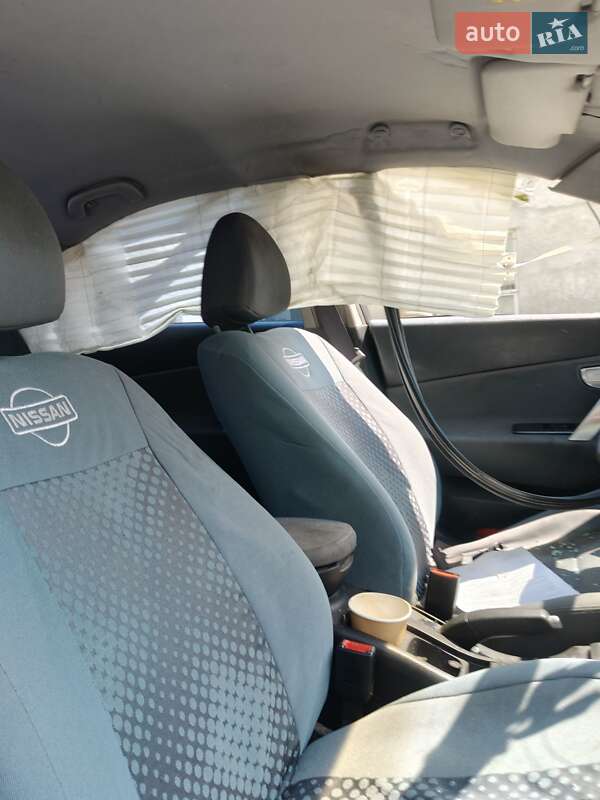 Седан Nissan Primera 2006 в Запорожье