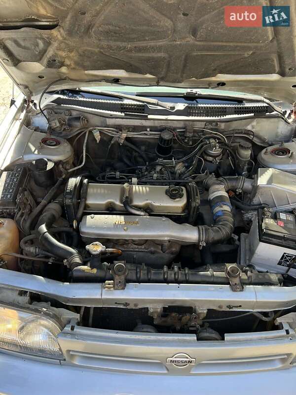 Универсал Nissan Primera 1992 в Самборе