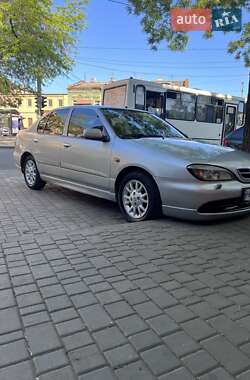 Седан Nissan Primera 2000 в Одессе