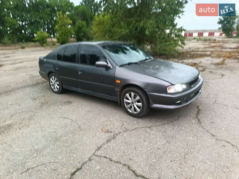 Хэтчбек Nissan Primera 1990 в Белой Церкви