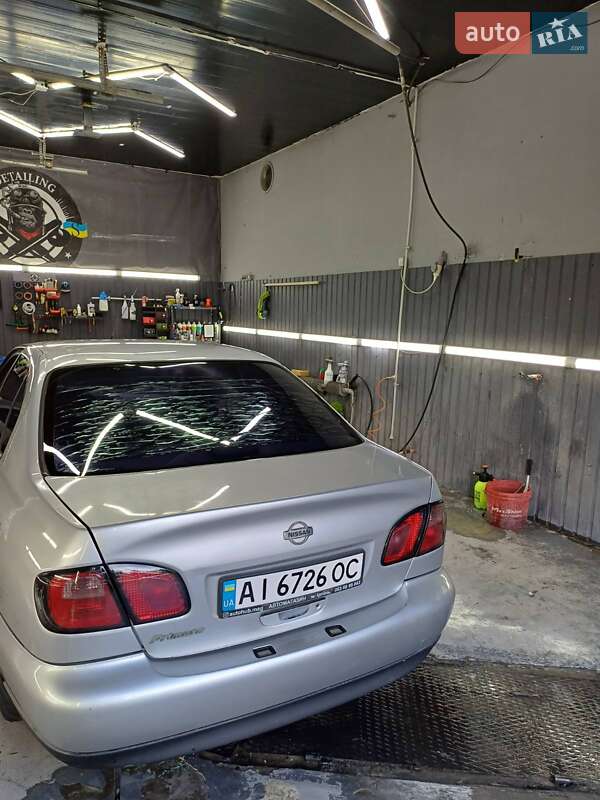 Седан Nissan Primera 2001 в Ирпене
