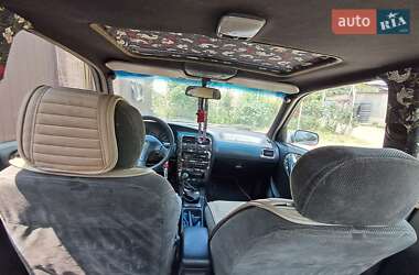 Хэтчбек Nissan Primera 1991 в 