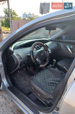 Седан Nissan Primera 2005 в Харькове