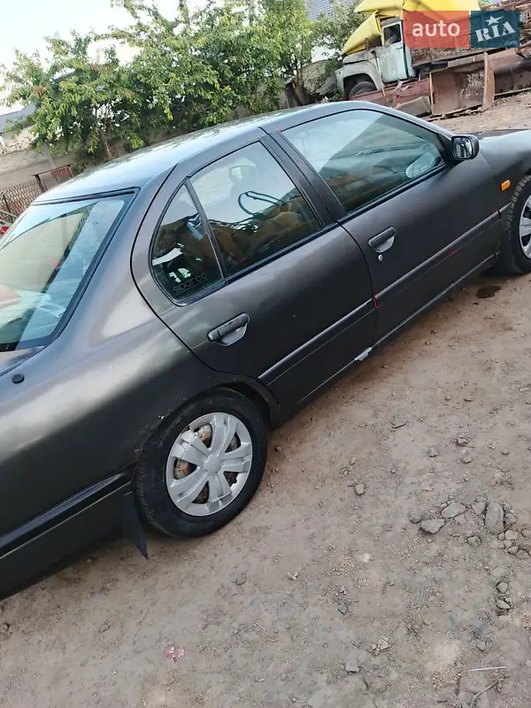 Nissan Primera 1991