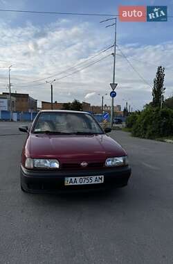 Хетчбек Nissan Primera 1993 в Києві