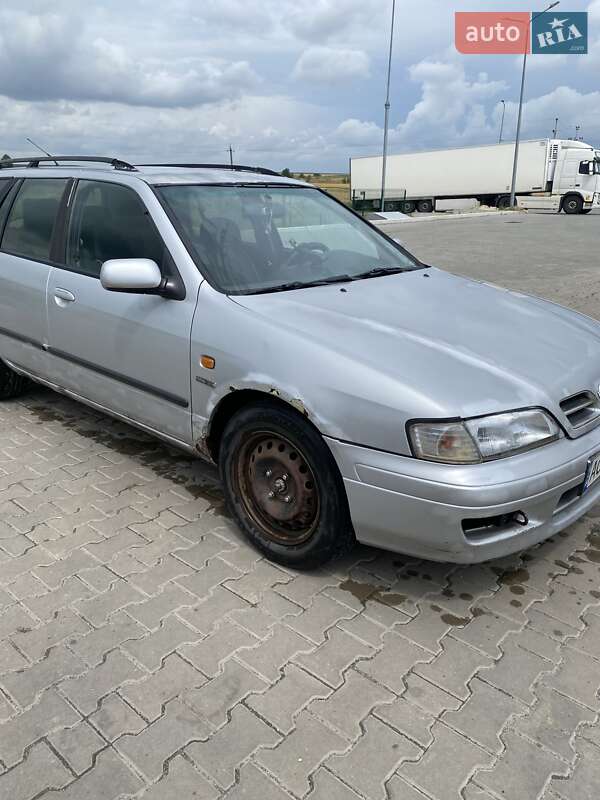 Універсал Nissan Primera 1998 в Луцьку