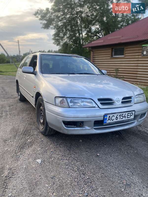 Універсал Nissan Primera 1998 в Луцьку