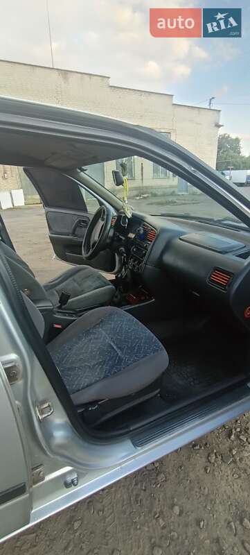 Седан Nissan Primera 1998 в Луцке фото 21 Седан Nissan Primera 1998 в Луцке