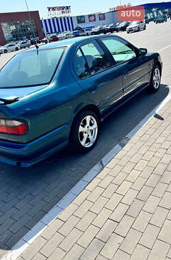 Седан Nissan Primera 1997 в Одесі