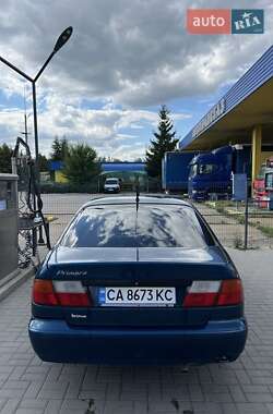 Седан Nissan Primera 1999 в Умані