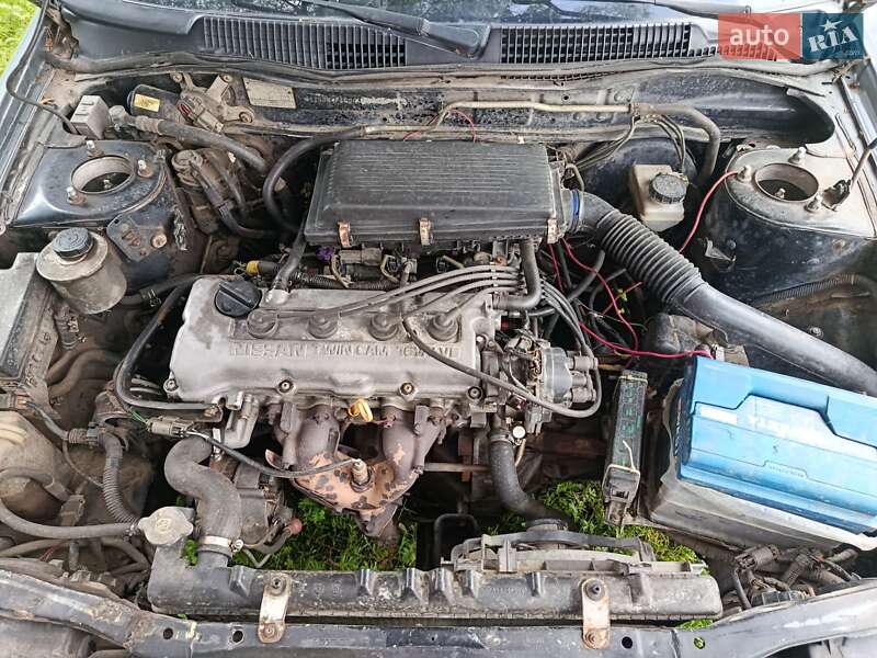 Седан Nissan Primera 1994 в Шостці