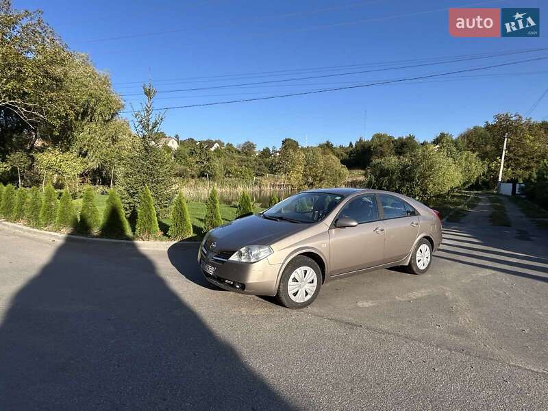 Седан Nissan Primera 2004 в Виннице