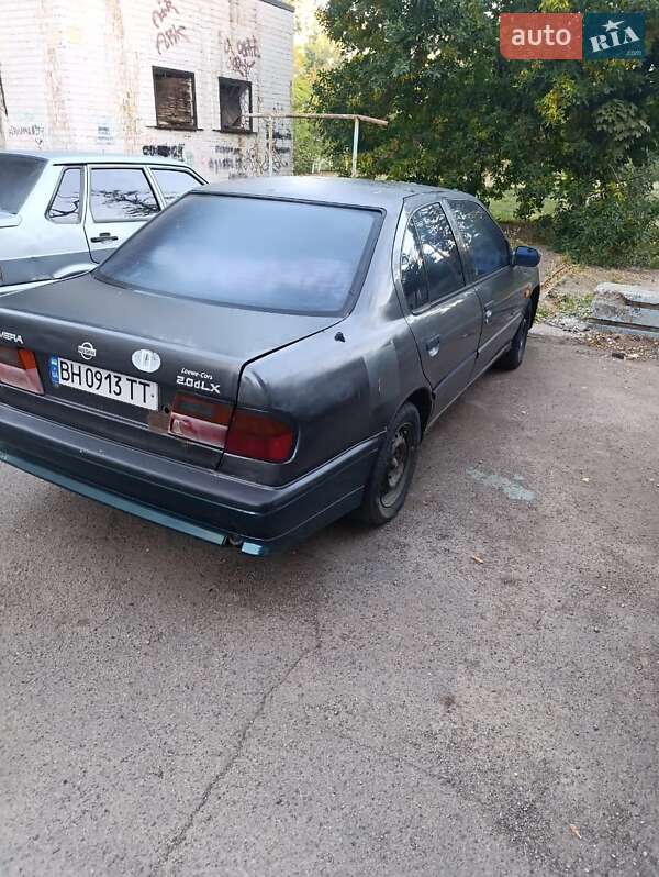 Хетчбек Nissan Primera 1993 в Миколаєві
