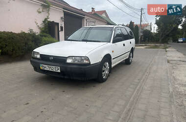 Универсал Nissan Primera 1993 в Одессе