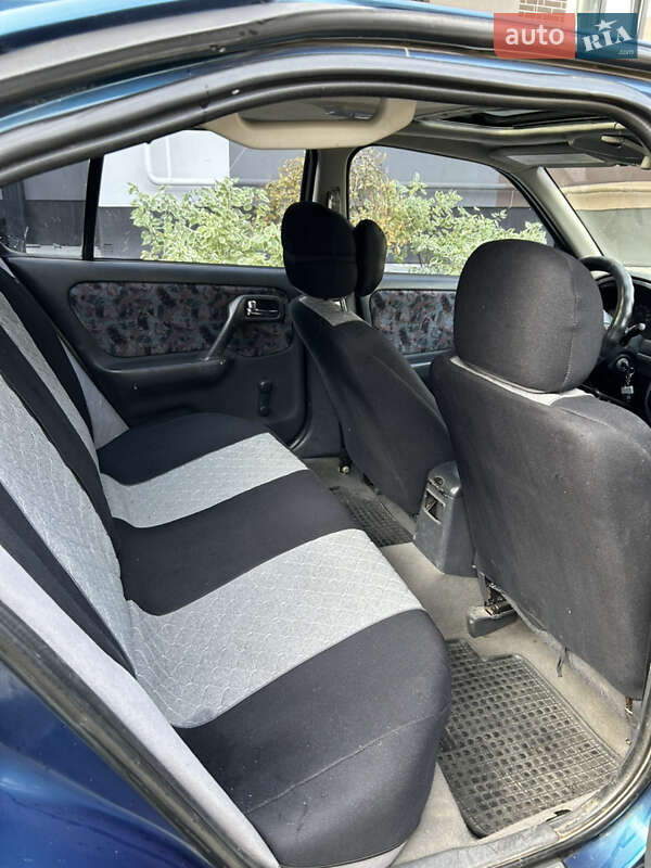 Універсал Nissan Primera 1998 в Львові