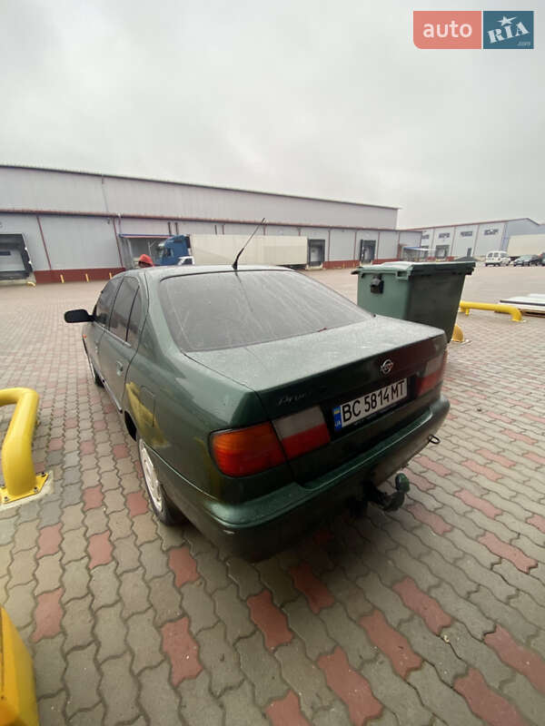 Седан Nissan Primera 1998 в Городке