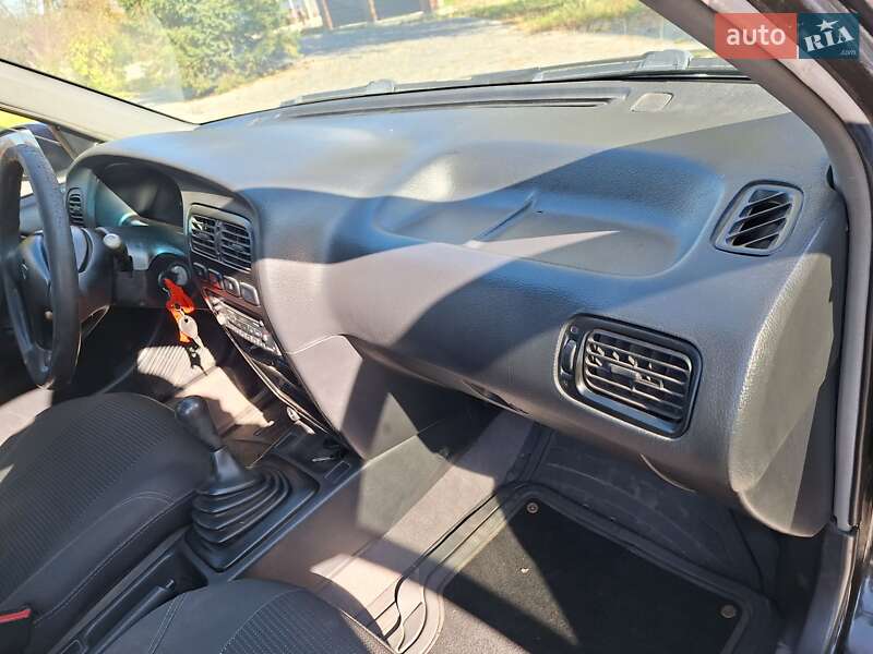 Седан Nissan Primera 1994 в Черновцах фото 20 Седан Nissan Primera 1994 в Черновцах