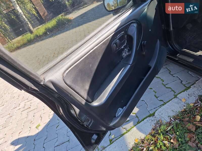 Седан Nissan Primera 1994 в Черновцах фото 29 Седан Nissan Primera 1994 в Черновцах