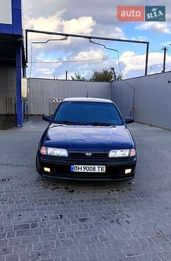 Универсал Nissan Primera 1993 в Одессе