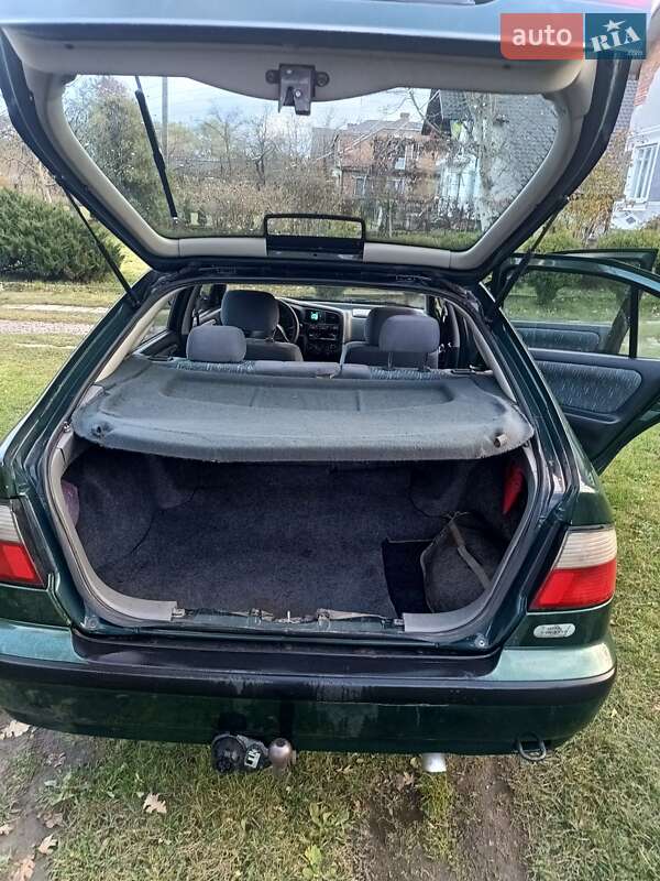 Лифтбек Nissan Primera 1998 в Львове