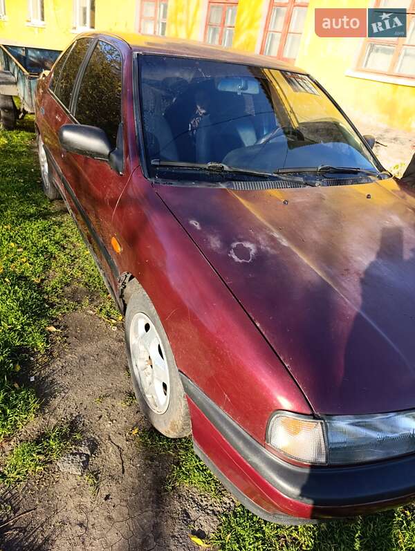 Седан Nissan Primera 1994 в Вознесенске