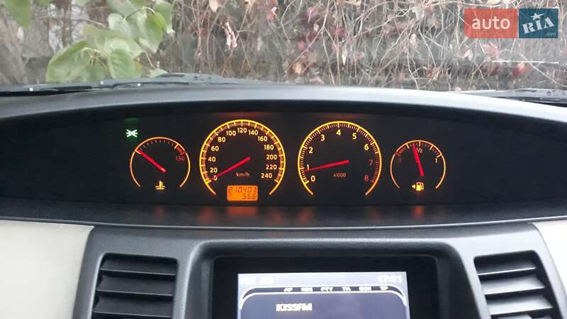 Седан Nissan Primera 2004 в Одесі