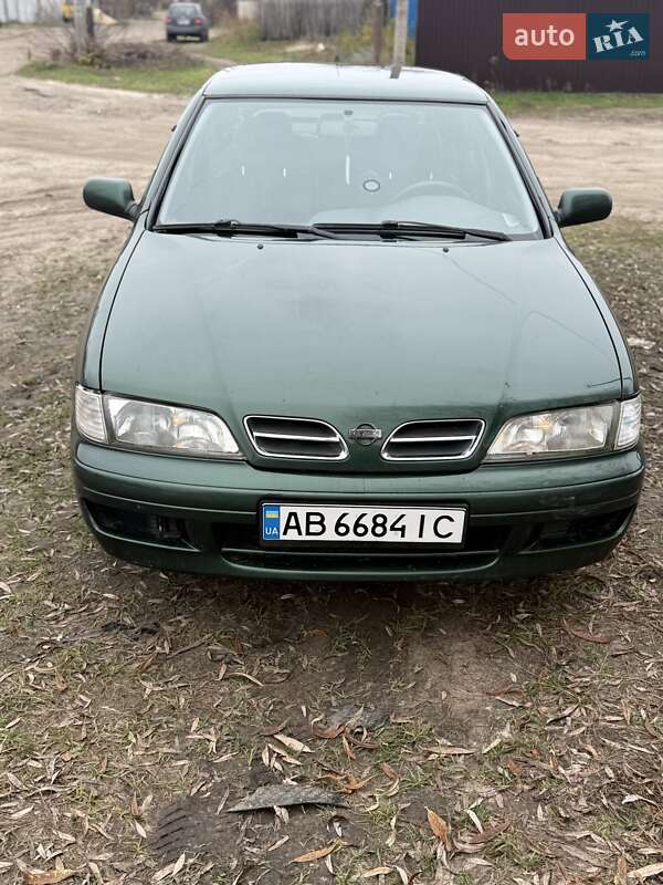 Ліфтбек Nissan Primera 1998 в Ізюмі