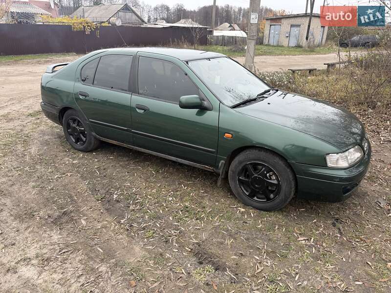 Ліфтбек Nissan Primera 1998 в Ізюмі