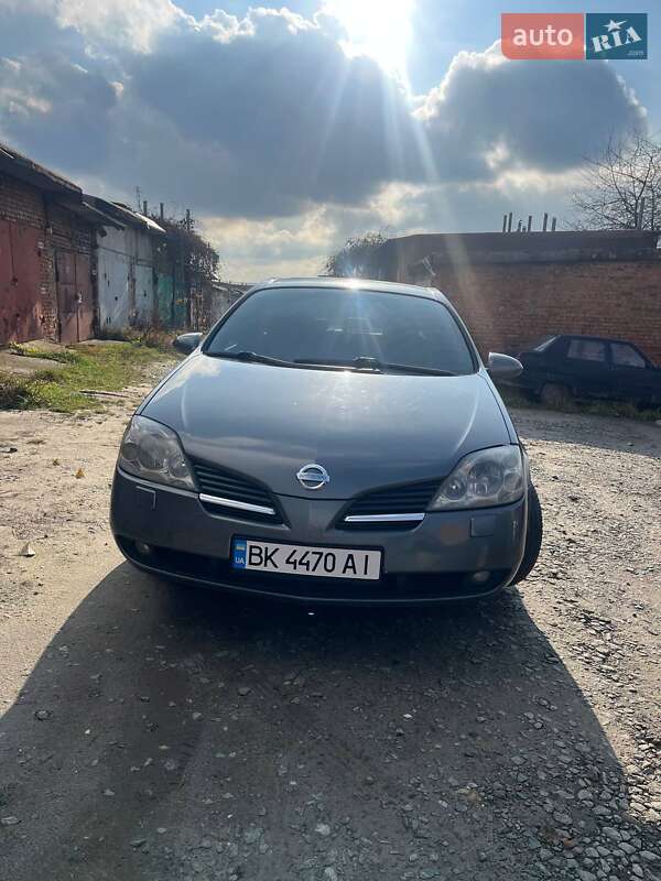 Nissan Primera 2002