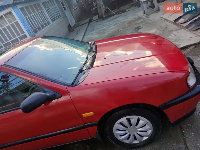 Nissan Primera 1990