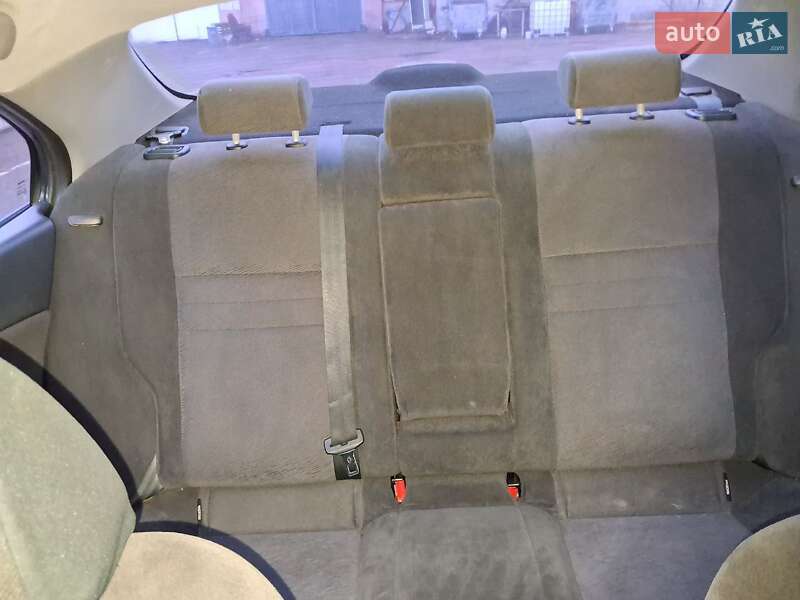 Седан Nissan Primera 2003 в Києві