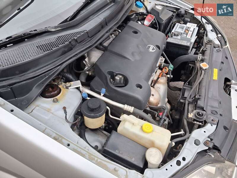 Седан Nissan Primera 2003 в Києві