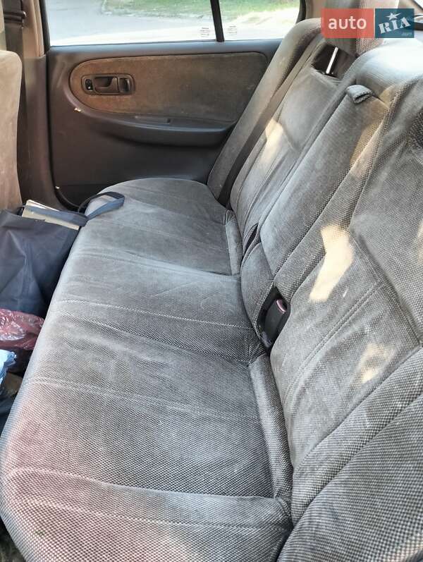 Седан Nissan Primera 1992 в Конотопе фото 9 Седан Nissan Primera 1992 в Конотопе